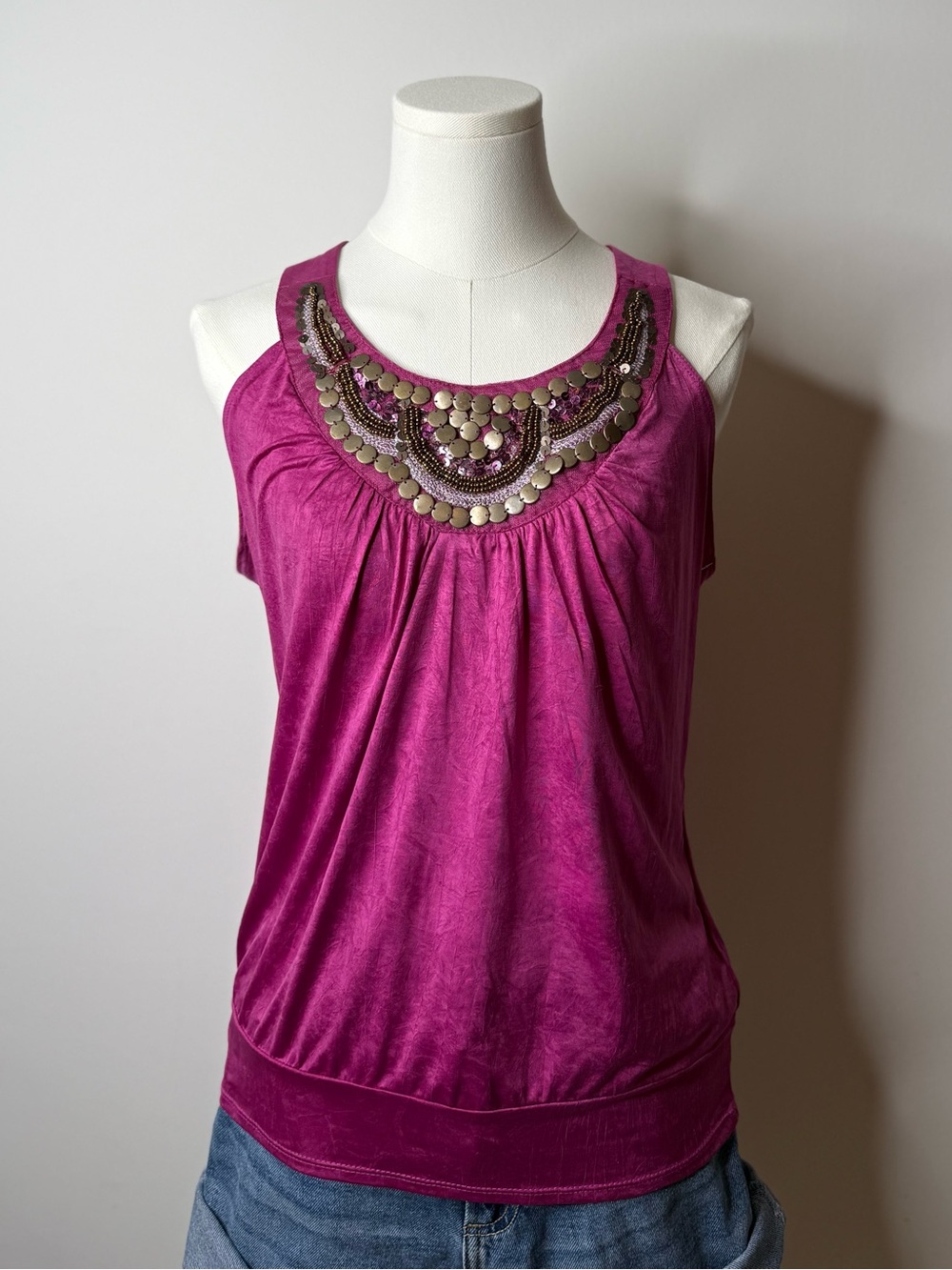Embellished Magenta Sleeveless Tank Top